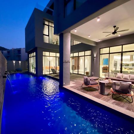 Molly Luxury Private Pool Bungalow茉莉的家豪华私人泳池别墅 Pantai Cenang  Bagian luar foto